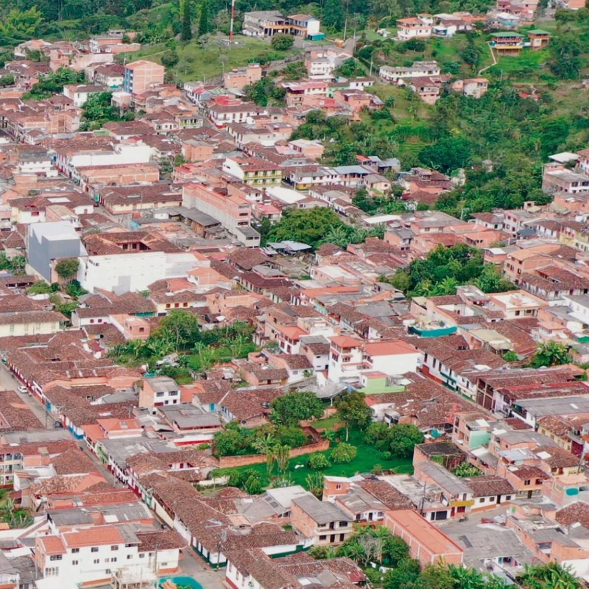 En Támesis, robaron tres vehículos a un contratista de la gobernación y asesinaron a una persona