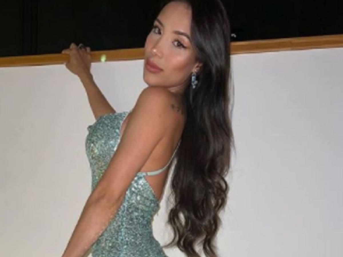 ¡Candente! Luisa Fernanda W luce vestido rojo para sus seguidores