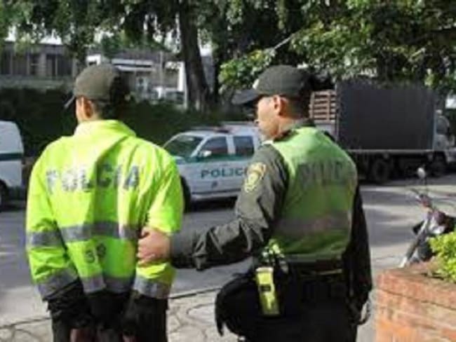 Separados de sus cargos siete policías del Gaula por secuestro de caleño