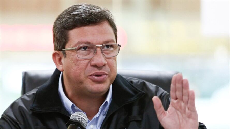 El ministro del Interior de Ecuador, César Navas, aseguró que a través de su canal de comunicación con alias ‘Guacho’, les llegó la información del secuestro de dos ciudadanos. Foto: Agencia EFE