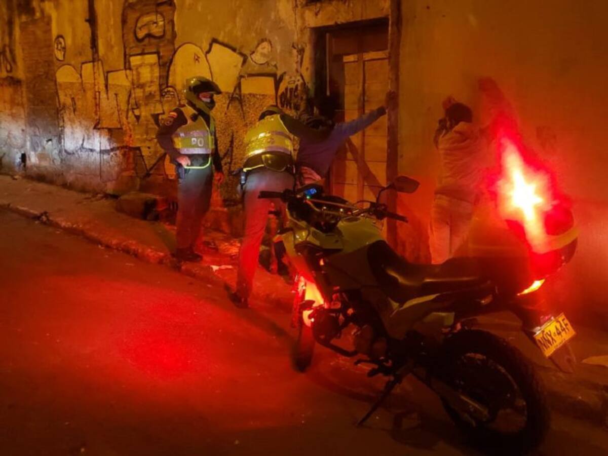 Se recibieron 298 llamadas al 123 en la primera noche de restricción