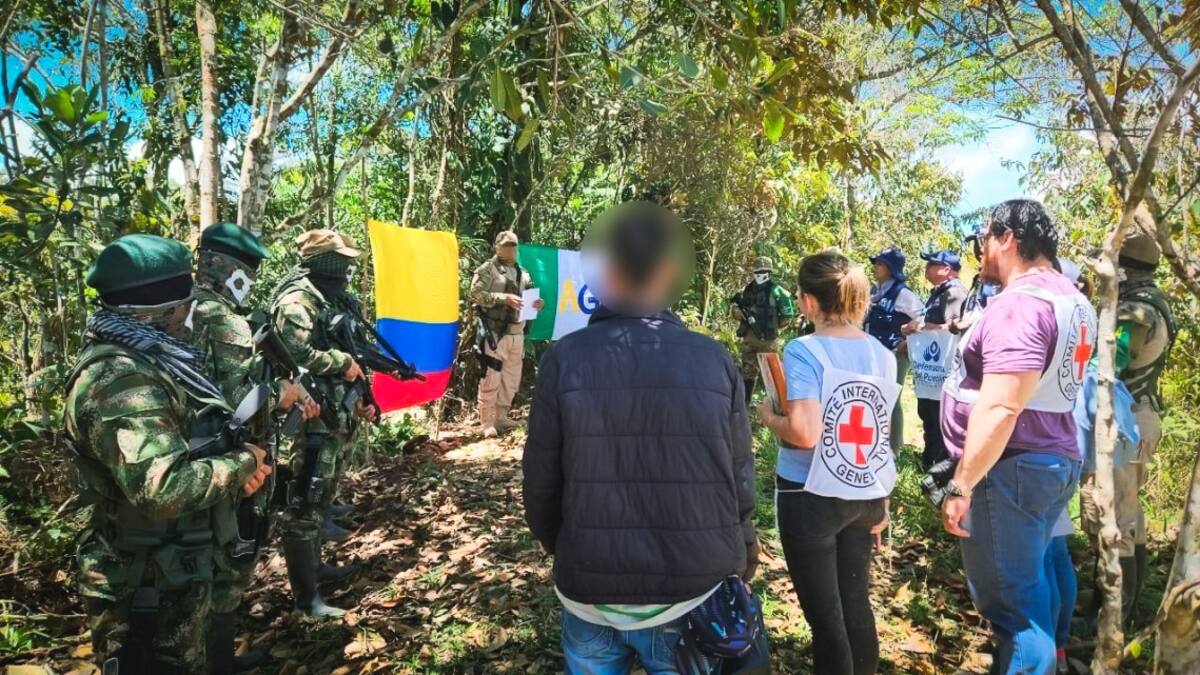 CICR recibió otra persona que estaba retenida por las AGC en el Oriente de Antioquia