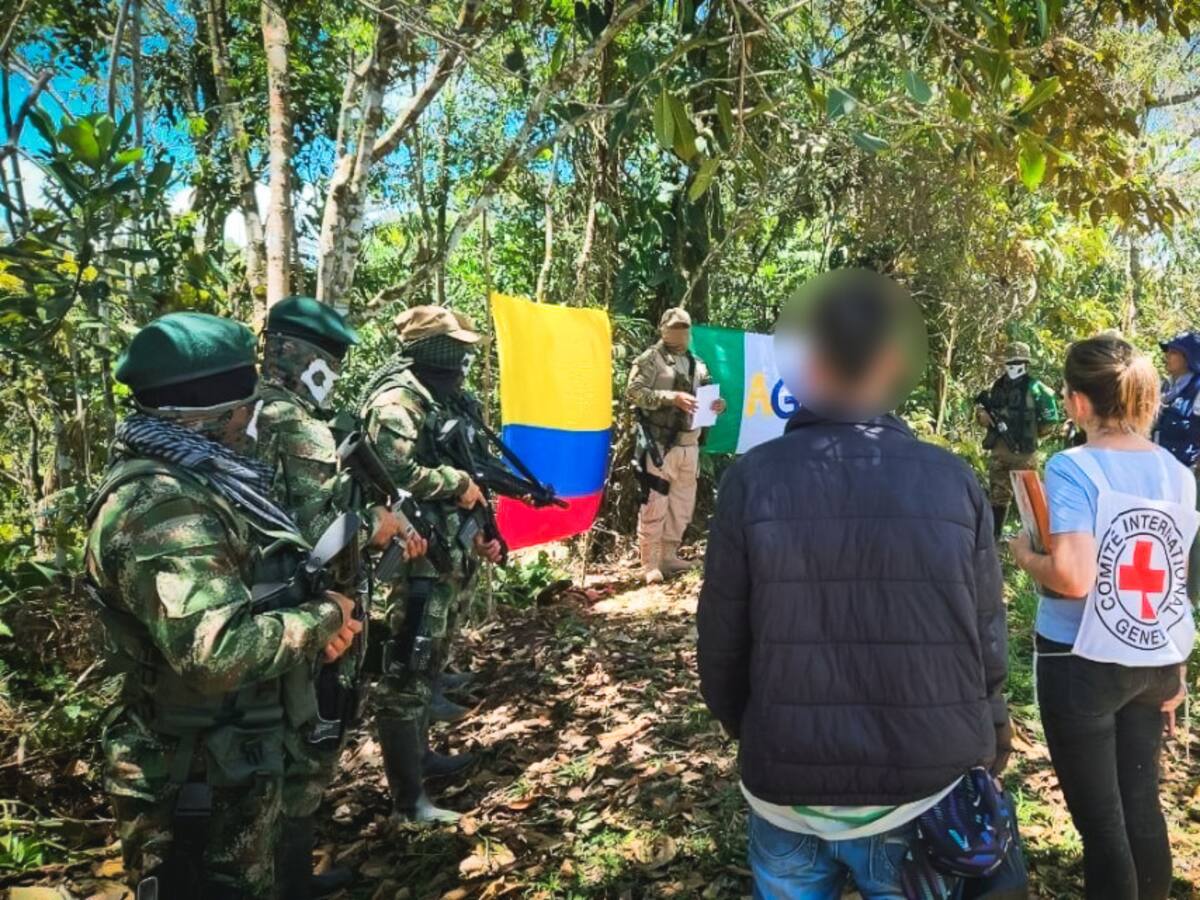 CICR recibió otra persona que estaba retenida por las AGC en el Oriente de Antioquia