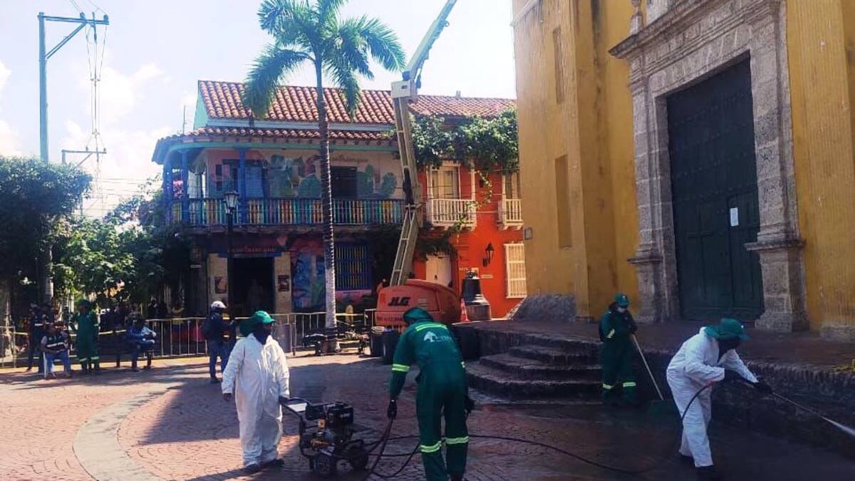 Bioger prolonga sus jornadas de limpieza en el corazón de Cartagena