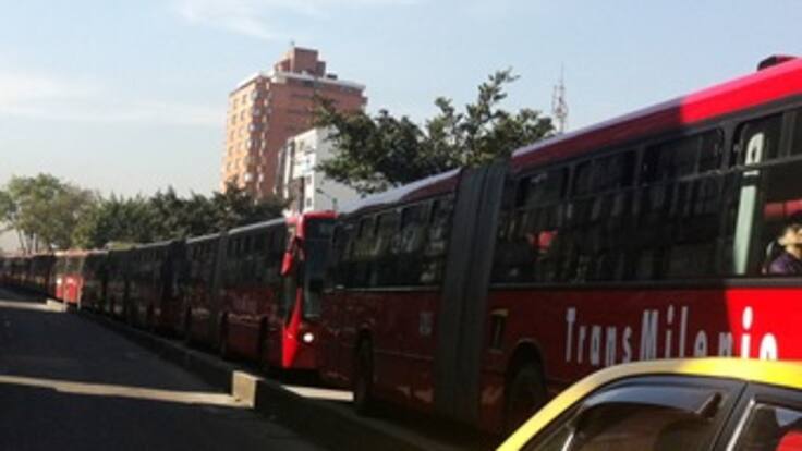 ¿Qué haría usted para descongestionar Transmilenio en las horas ‘pico’?