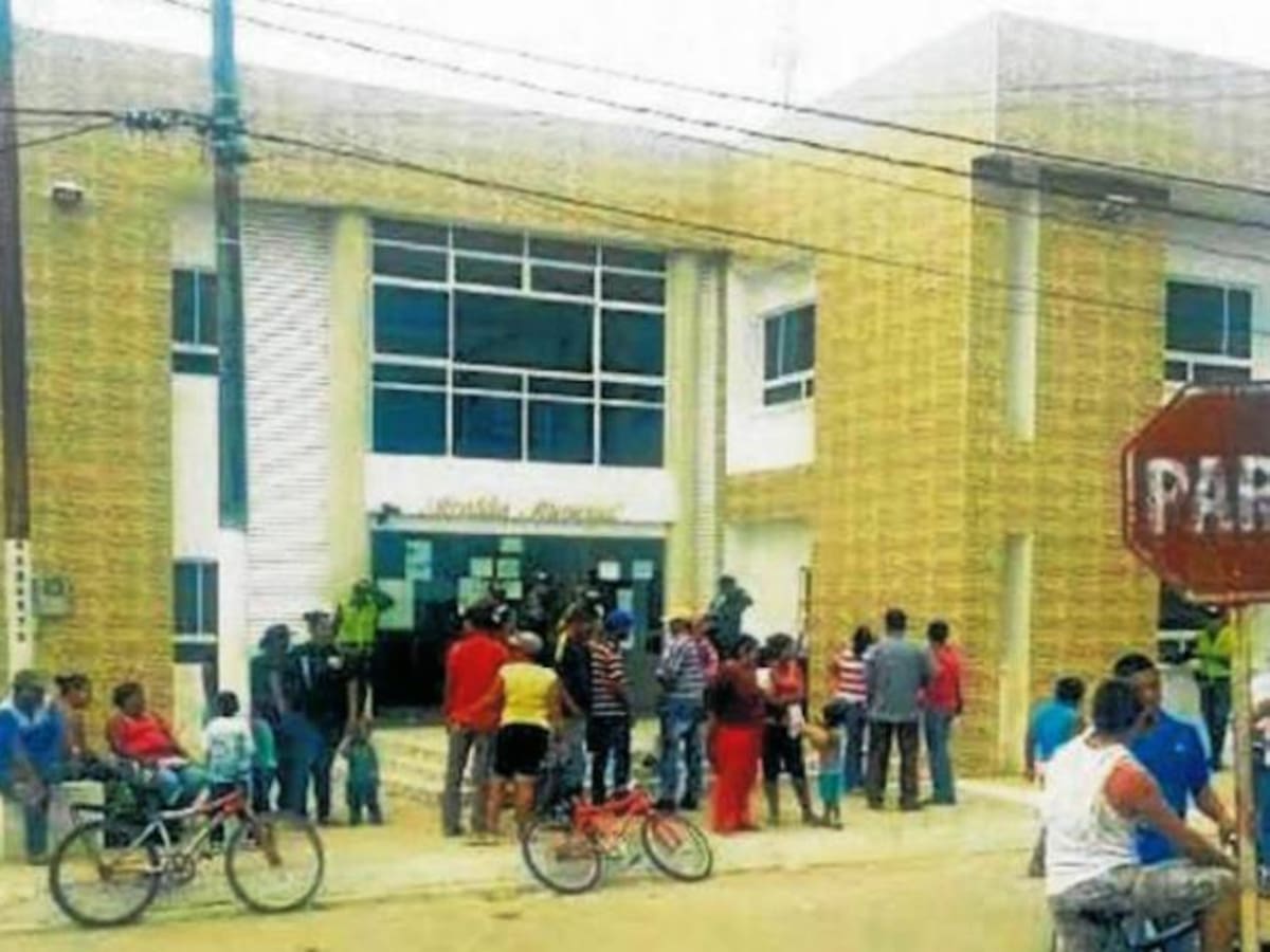 Fueron capturados ocho exfuncionarios de la alcaldía de Cantagallo