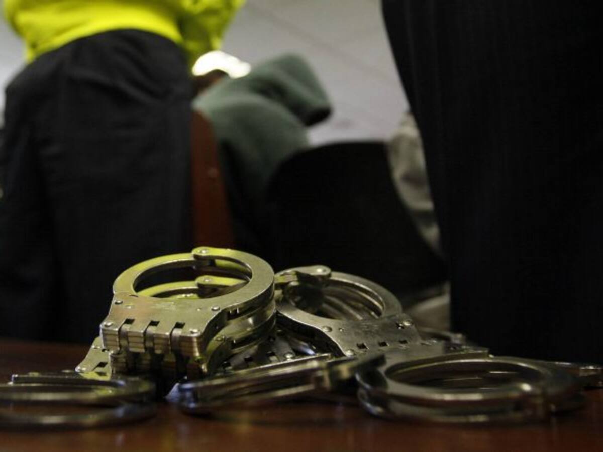 Casa por cárcel a ex secretaria de salud investigada por corrupción