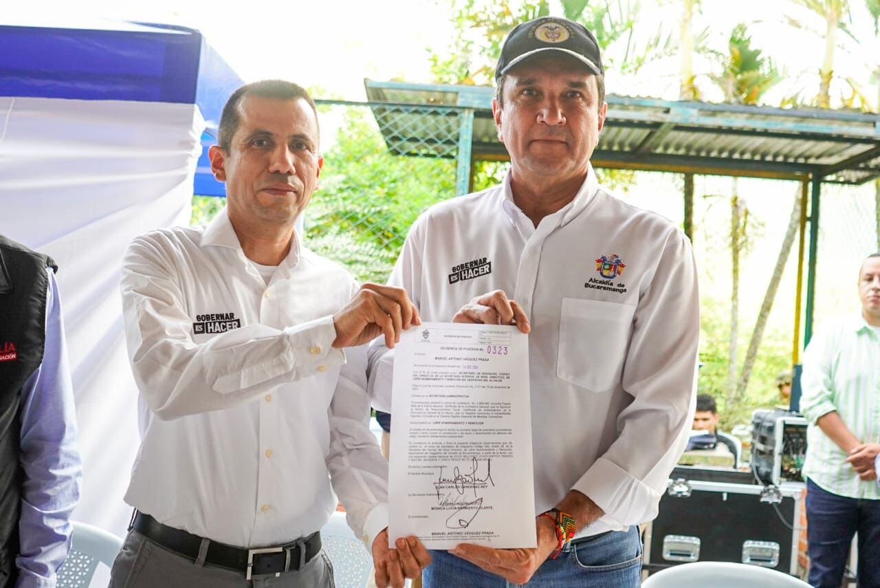 Hoy se posesionó al nuevo secretario del Interior de Bucaramanga*