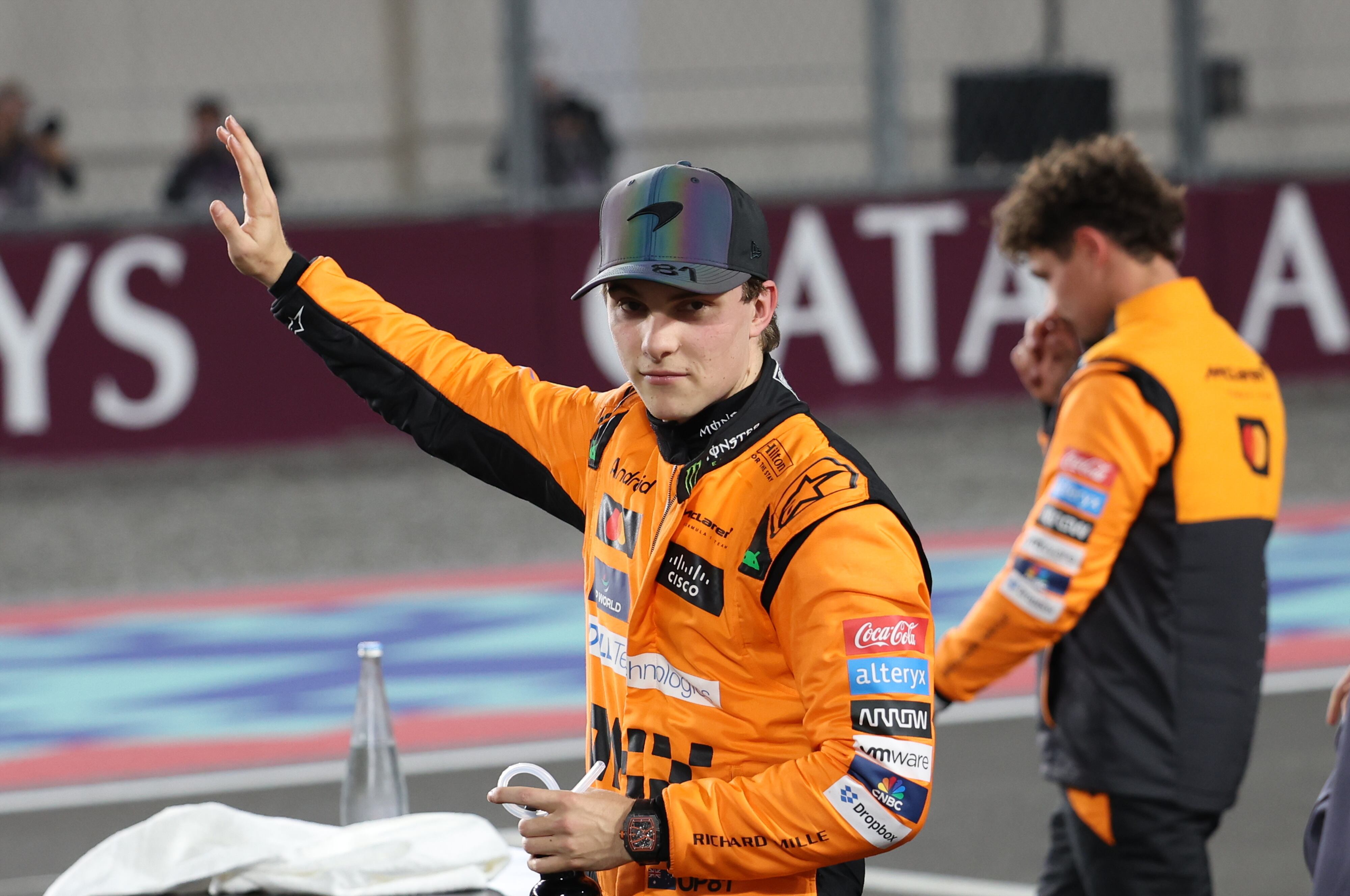 Lusail (Qatar), 30/11/2024.- Australian driver Oscar Piastri of McLaren F1 Team reacts after winning the Sprint race at the Lusail International Circuit racetrack in Lusail, Qatar, 30 November 2024. The Formula 1 Qatar Grand Prix will be held on 01 December 2024. (Fórmula Uno, Catar) EFE/EPA/ALI HAIDER