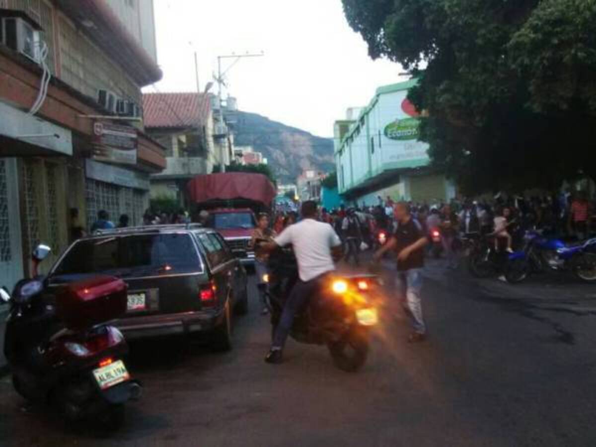 Cinco heridos por detonación de una granada en la frontera venezolana