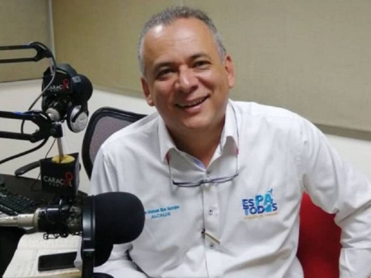 Alcalde de Armenia se reintegra a su cargo, Procuraduría revocó suspensión