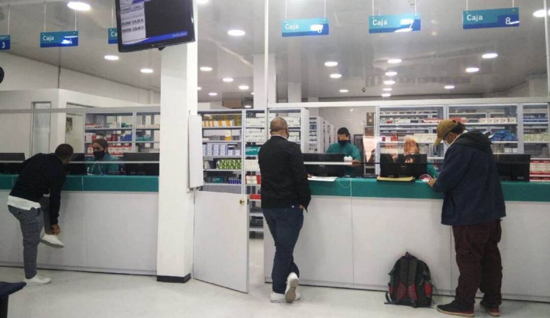 Disputa en droguerías Cafam 