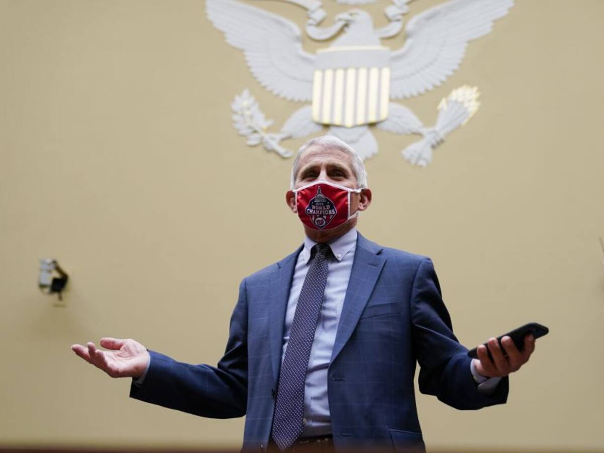 La gente debe entender que hay cepas más contagiosas: Fauci