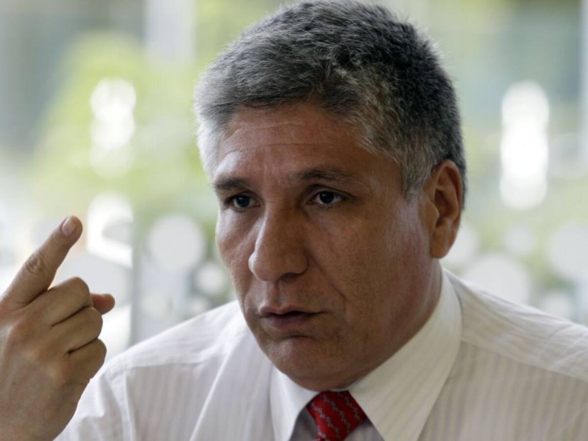 López: Acuerdo de Paz no contempló la reparación económica a las víctimas