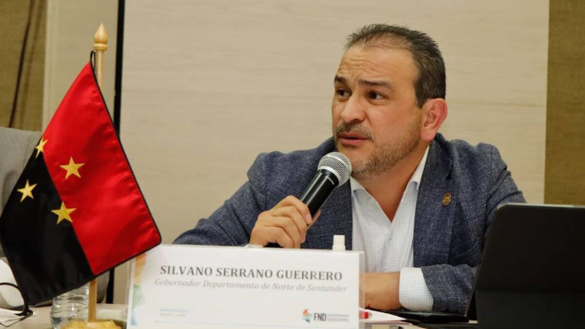 Gobernador analiza recusación del alcalde por orden de suspensión