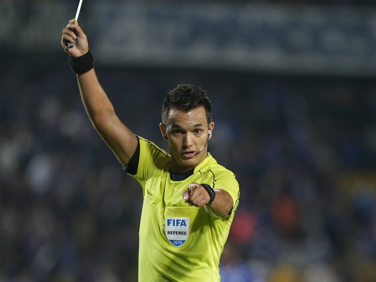 Dos árbitros colombianos estarán en el Mundial femenino de Australia y Nueva Zelanda