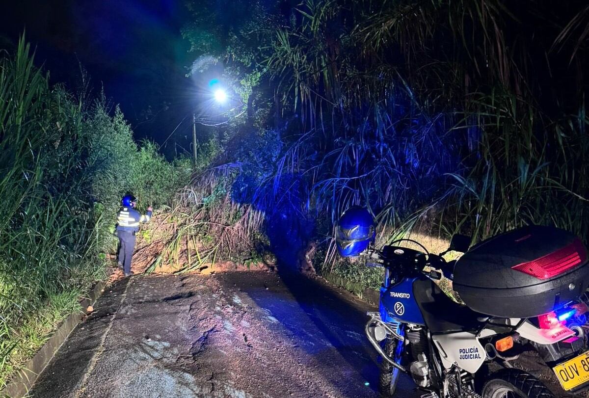 Movimiento en masa en Sabaneta, Antioquia. Foto: @AlcSabaneta