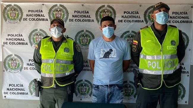 La detención de este hombre se produjo en puesto de control ubicado en la vía que conduce de esa población al municipio de Mompox