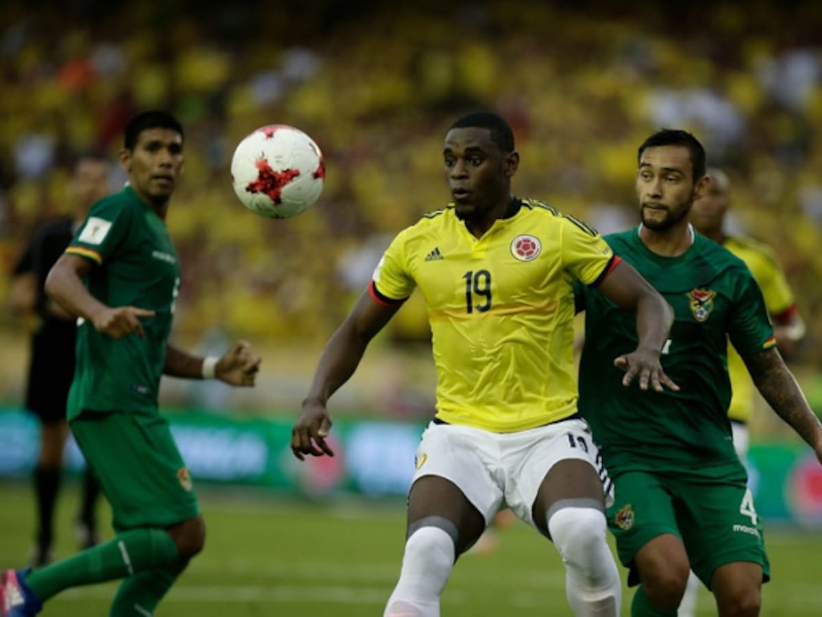 Tener a Falcao nos da un plus para el Mundial: Duván Zapata