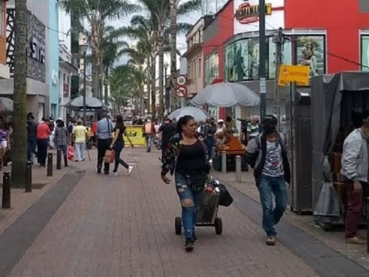 Con la disculpa que iban a vacunar, al parecer pretendían cometer un hurto