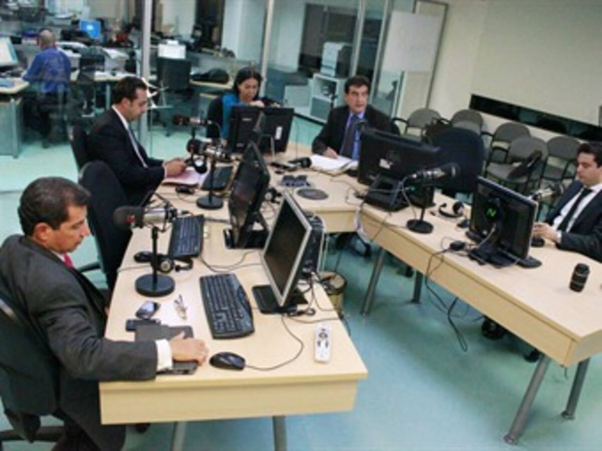 Repase los trinos más destacados del #DebateHora20 del miércoles 8 de Mayo