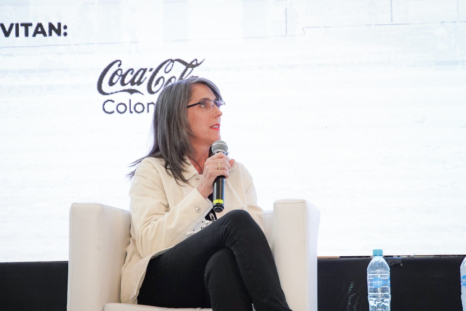 Según expertos, los indicadores de sostenibilidad les permiten a las empresas, y a la sociedad, llevar un seguimiento de la salud medioambiental y del bienestar social de los territorios donde las compañías tienen presencia. | Foto: Caracol Radio