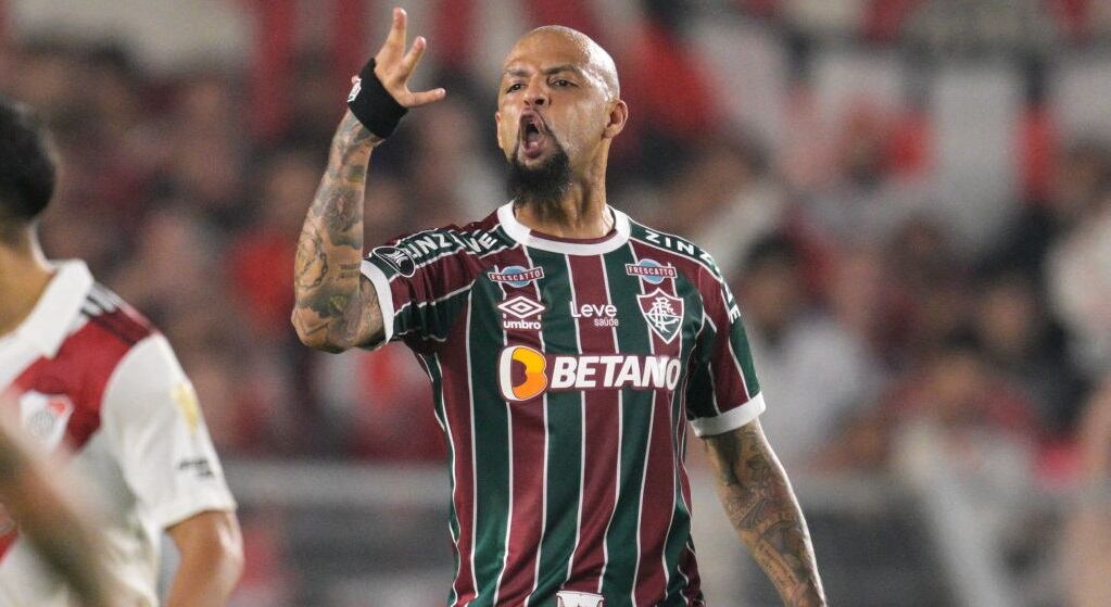 Felipe Melo durante el partido por Copa Libertadores entre River Plate y Fluminense (Photo by JUAN MABROMATA / AFP) (Photo by JUAN MABROMATA/AFP via Getty Images)
