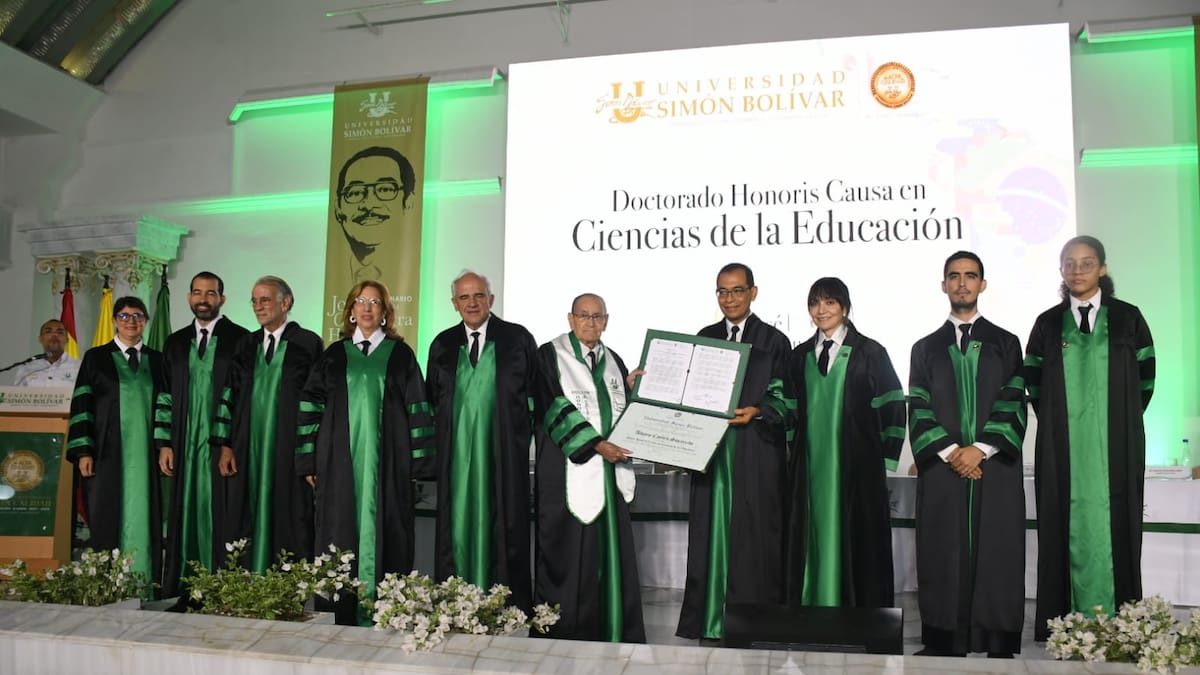 Unisimón otorga Doctorado Honoris Causa a su fundador José Consuegra Higgins