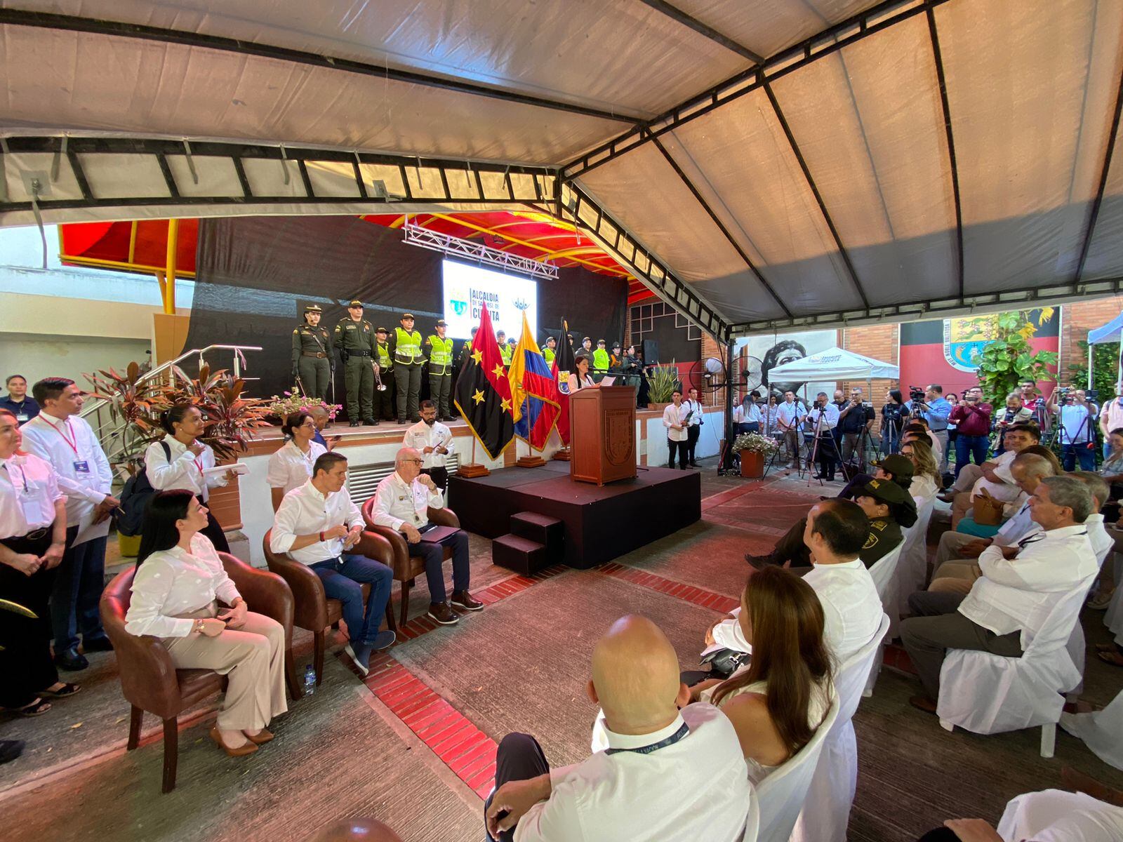 Acto protocolario proceso empalme Cúcuta