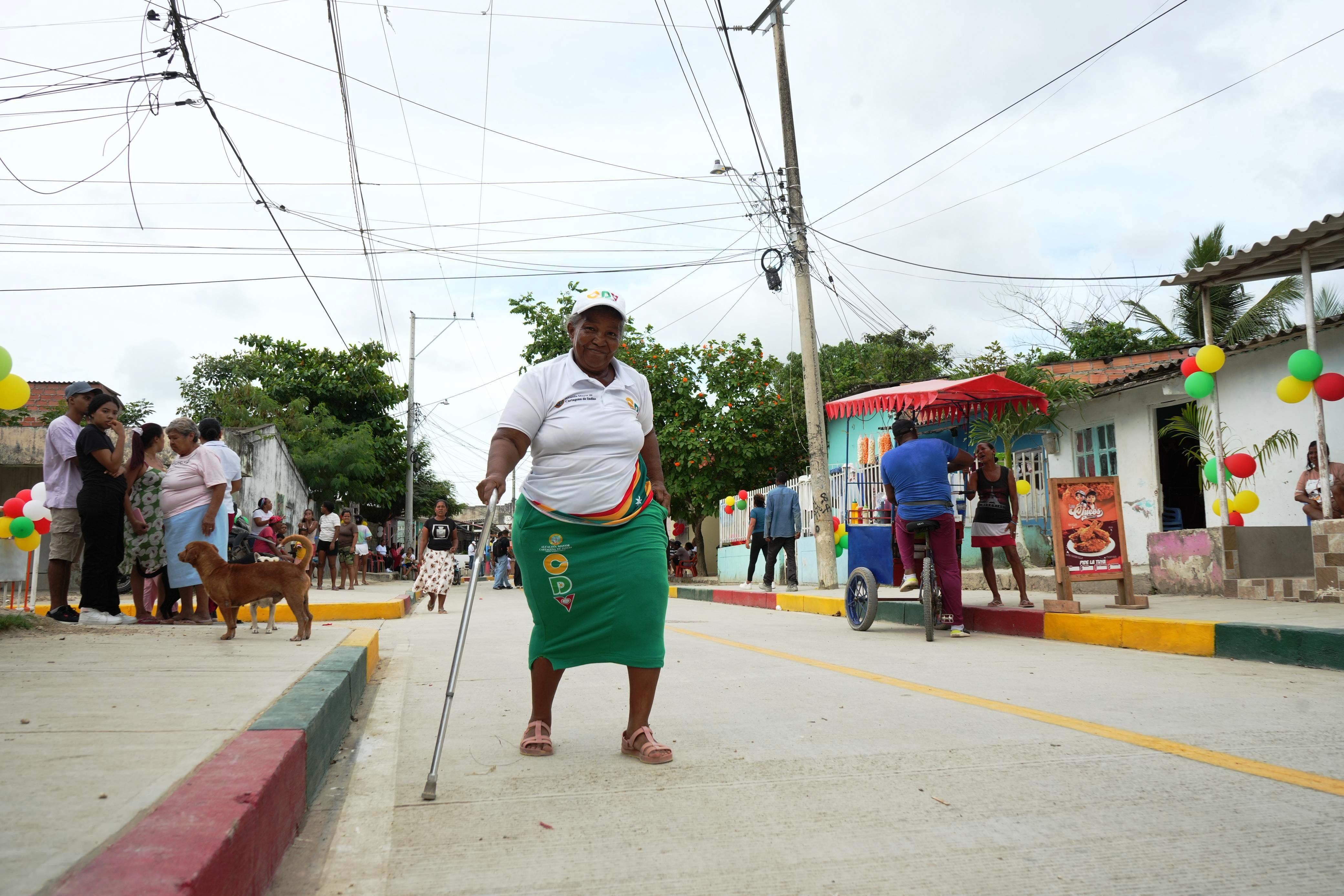 80 adultos mayores cuentan con calles nuevas para llegar al Centro de Vida de El Pozón