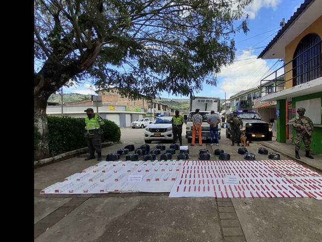 En Cauca ejército y policía incautan explosivos y capturan a dos personas