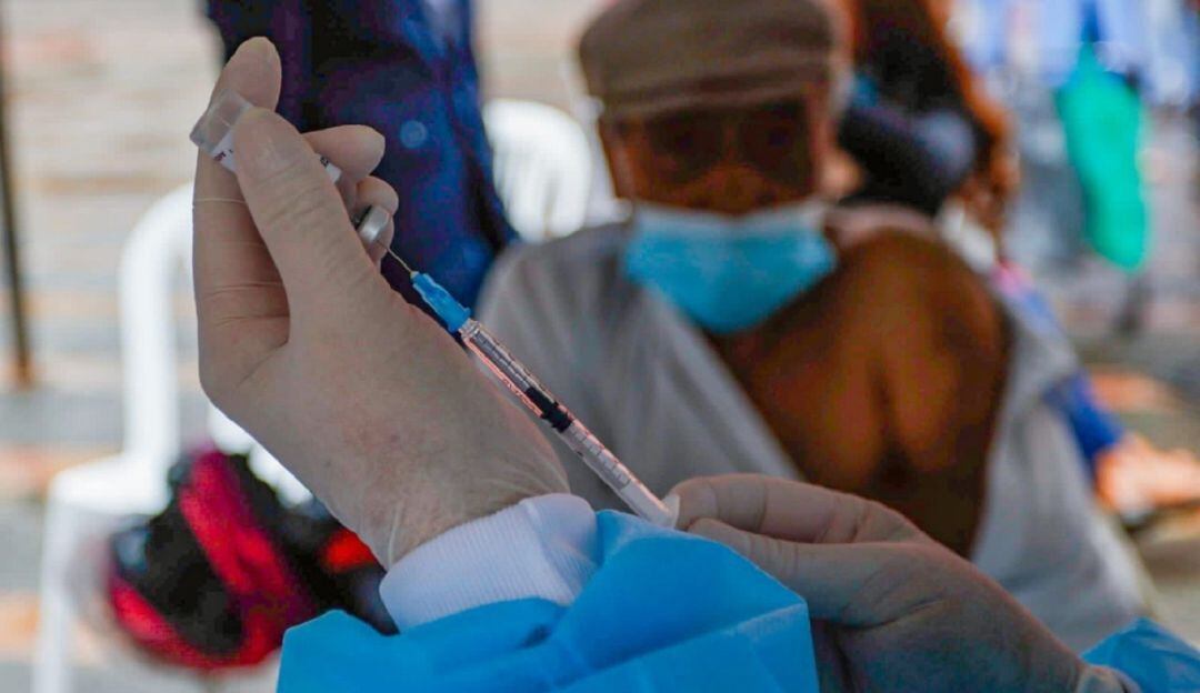 Vacunación anticovid