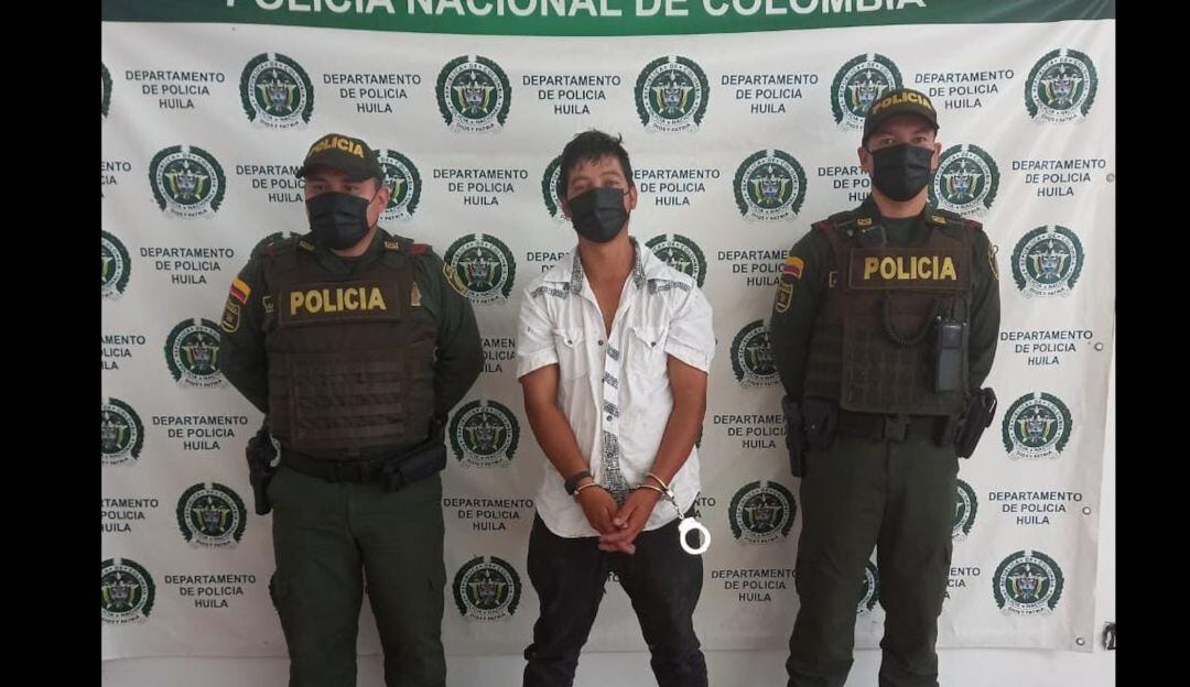 Asesinó a un hombre mientras comían en un restaurante