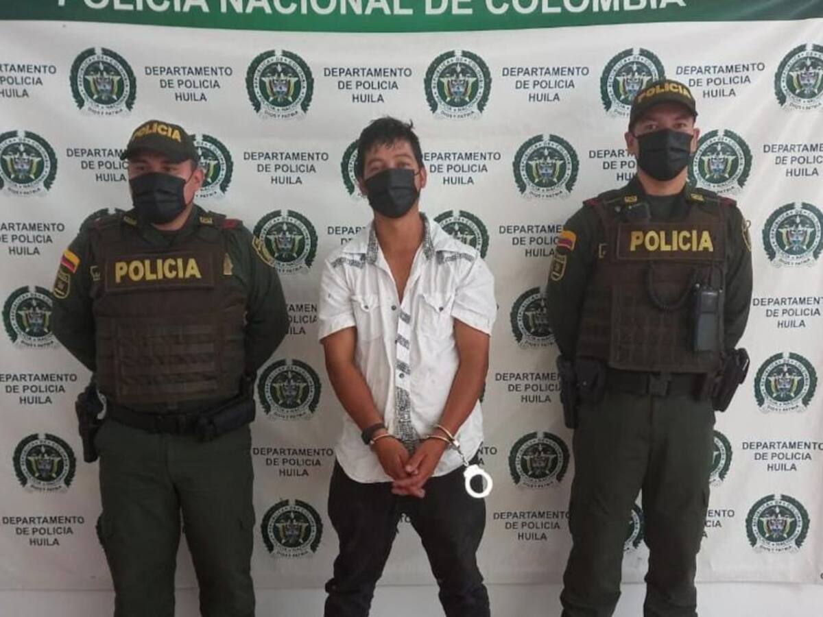 Asesinó a un hombre mientras comían en un restaurante