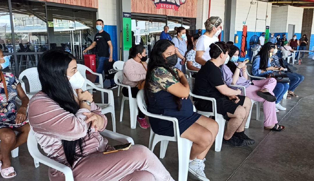 Vacunación en el estadio Edgar Rentería