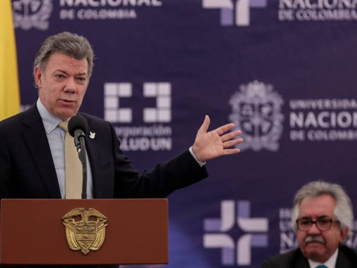 Los pronósticos no son buenos: Santos sobre accidente de helicóptero