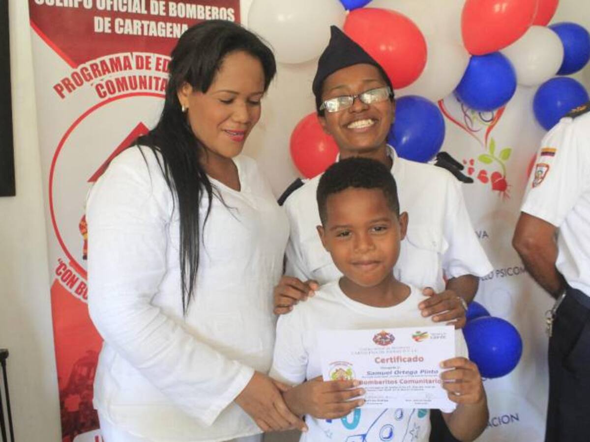 Fredonia en el sur de Cartagena ya tiene bomberitos comunitarios