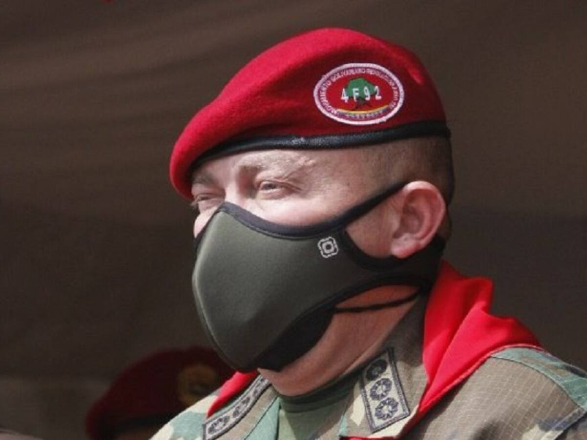 Nueva amenaza realizan mandos militares de Venezuela
