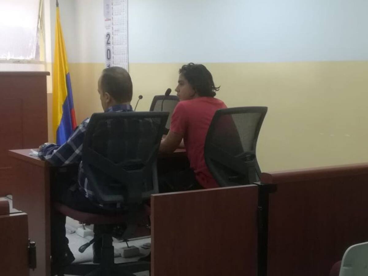 Judicializaron a universitario por atacar a Policía