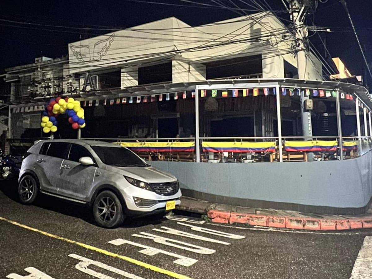 Pérdidas millonarias en comercios de Bucaramanga por fallas de energía durante partido de Colombia