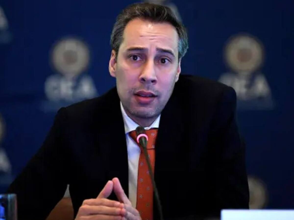 Chavismo ordena detener al periodista Roberto Deniz