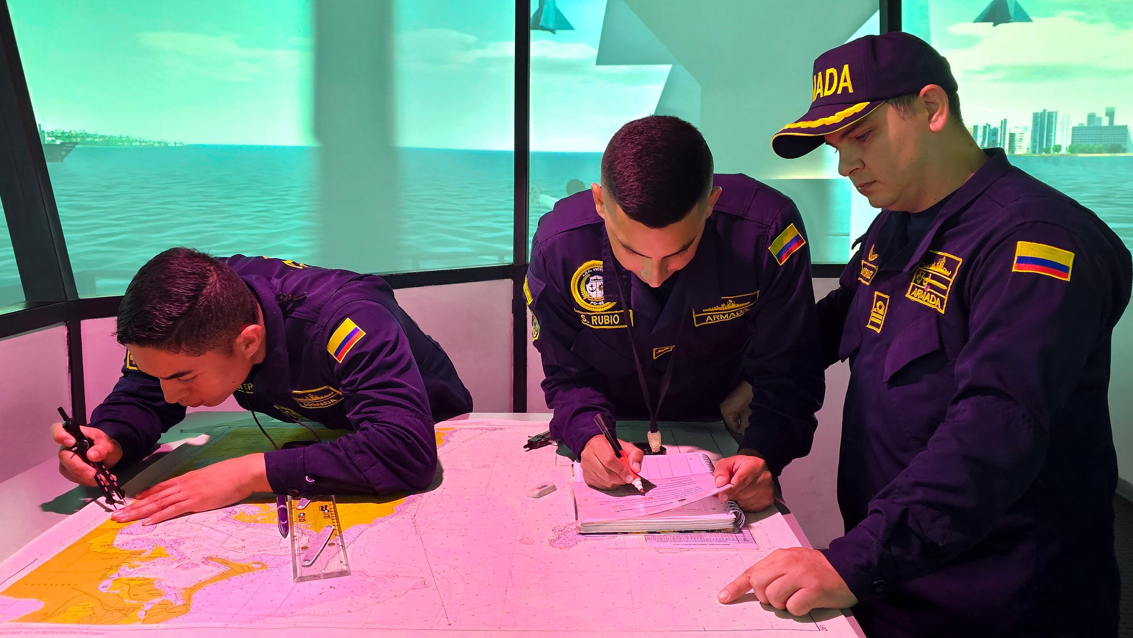 Culminó primer curso de oficial de guardia en el mar avanzado en Cartagena