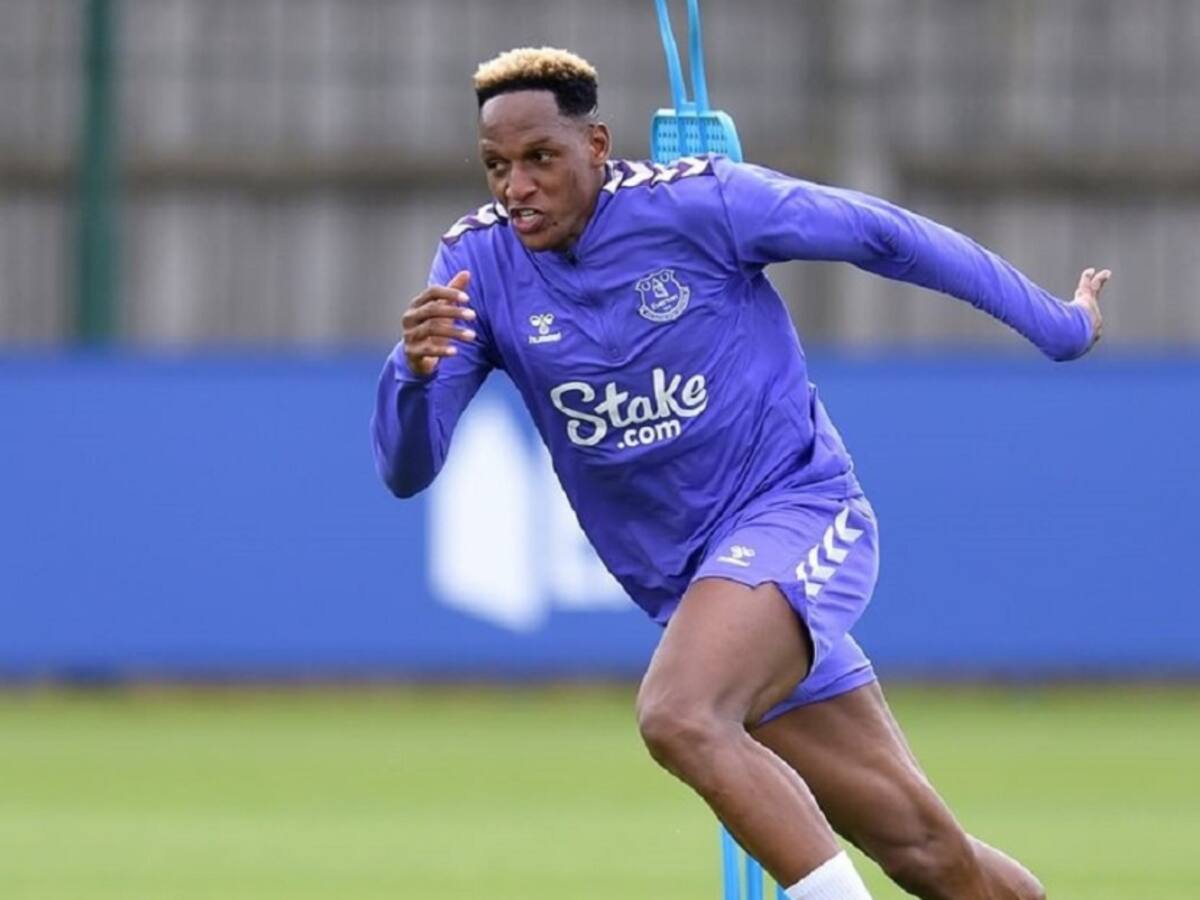 Yerry Mina comenzó la pretemporada a la par de sus compañeros en el Everton