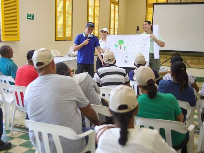 Asbama y el ICA implementan nueva estrategia de prevención y contención del Fusarium