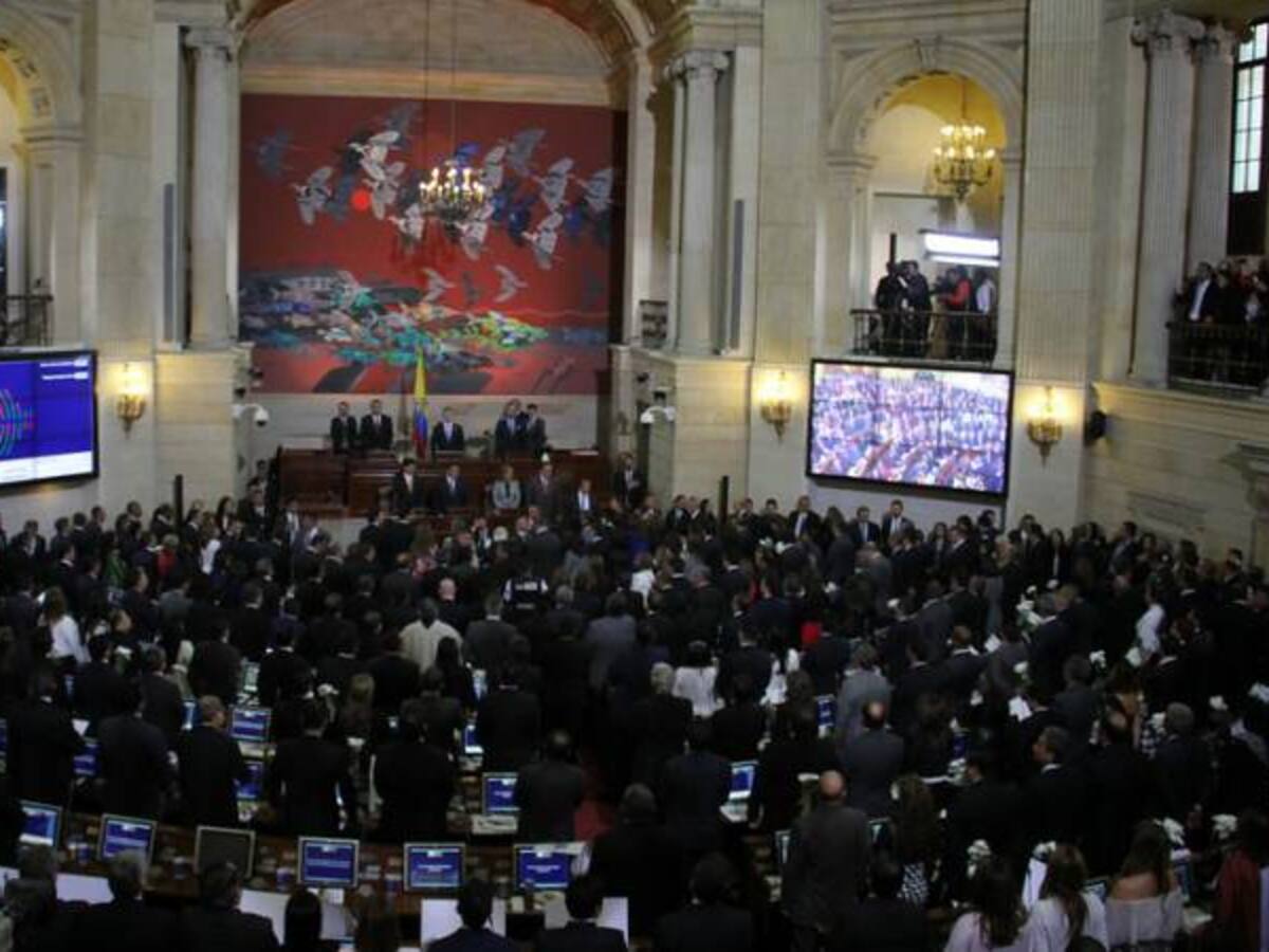 Demandarán licencias exprés para producir marihuana medicinal