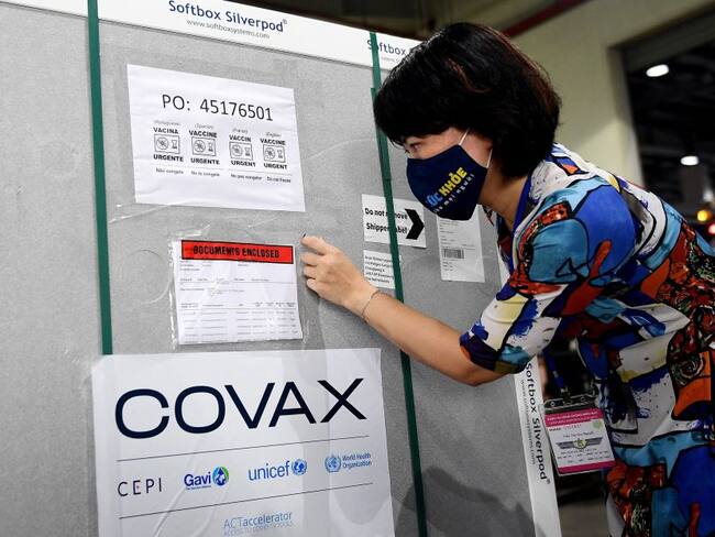 Cargamento de vacunas de Oxford y AstraZeneca entregados en Vietnam gracias al mecanismo COVAX.