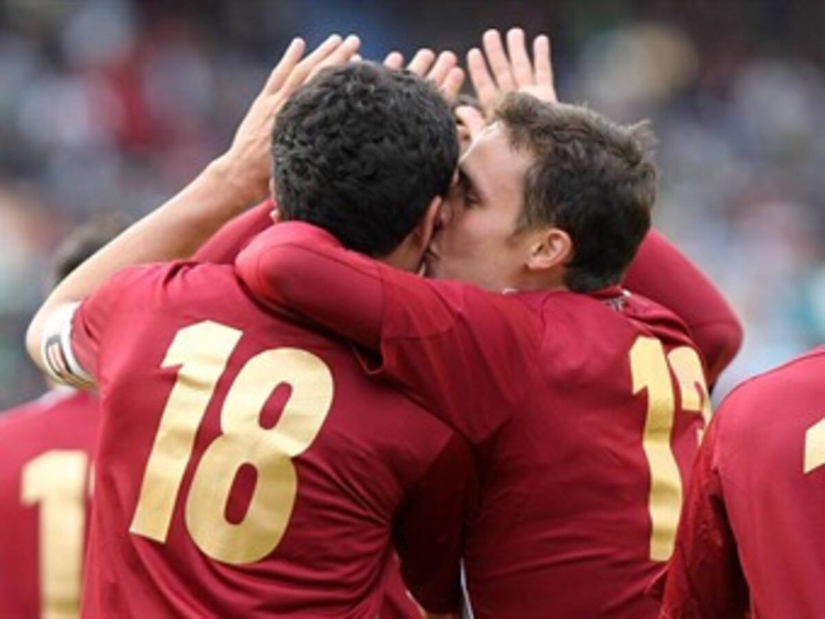 Venezuela y Uruguay 'muerden' el cupo de repechaje hacia Brasil 2014