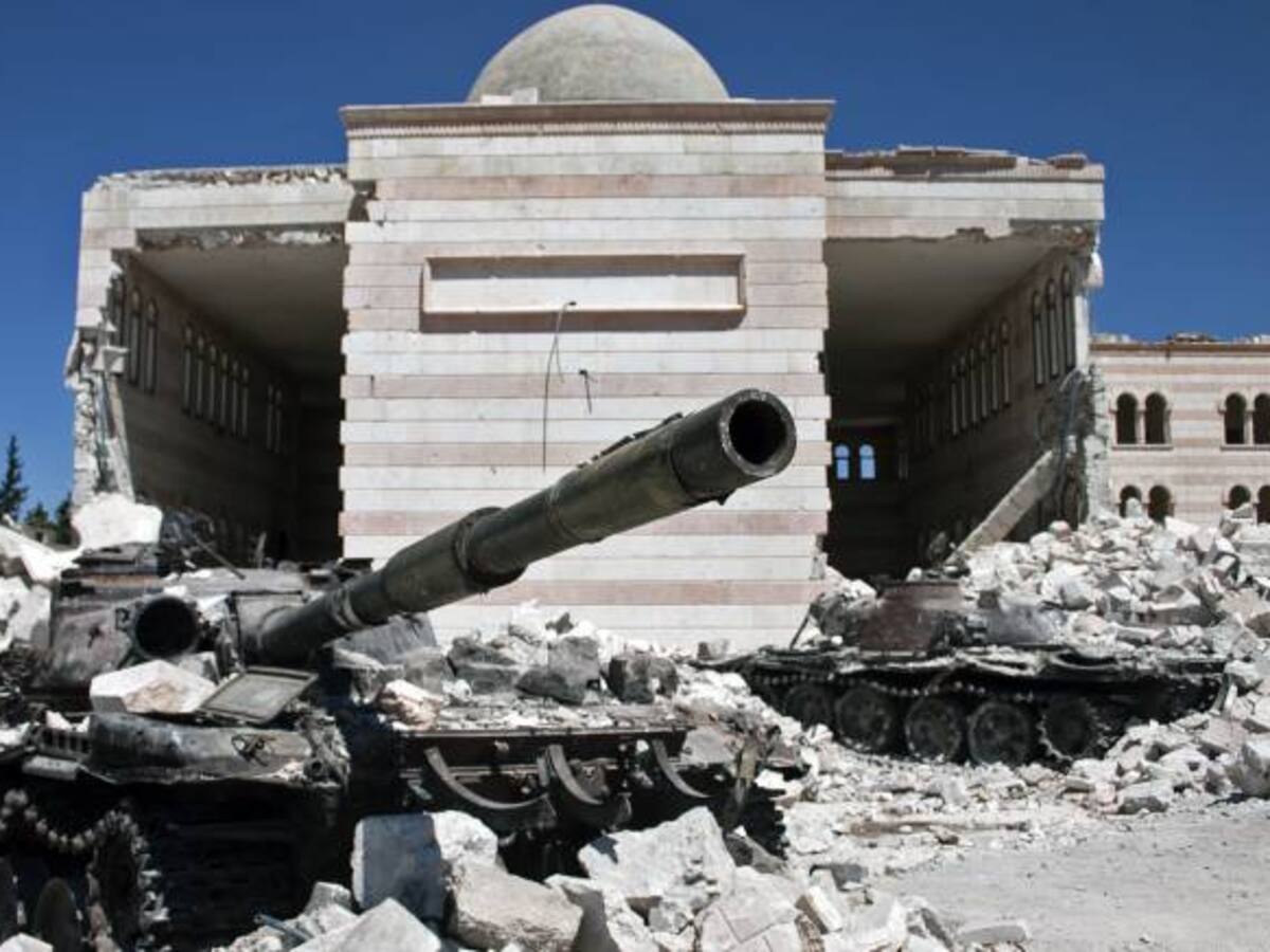 ONG eleva a 121 los muertos en atentados en feudos del régimen sirio