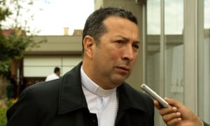 Monseñor Orlando Olave Villabona