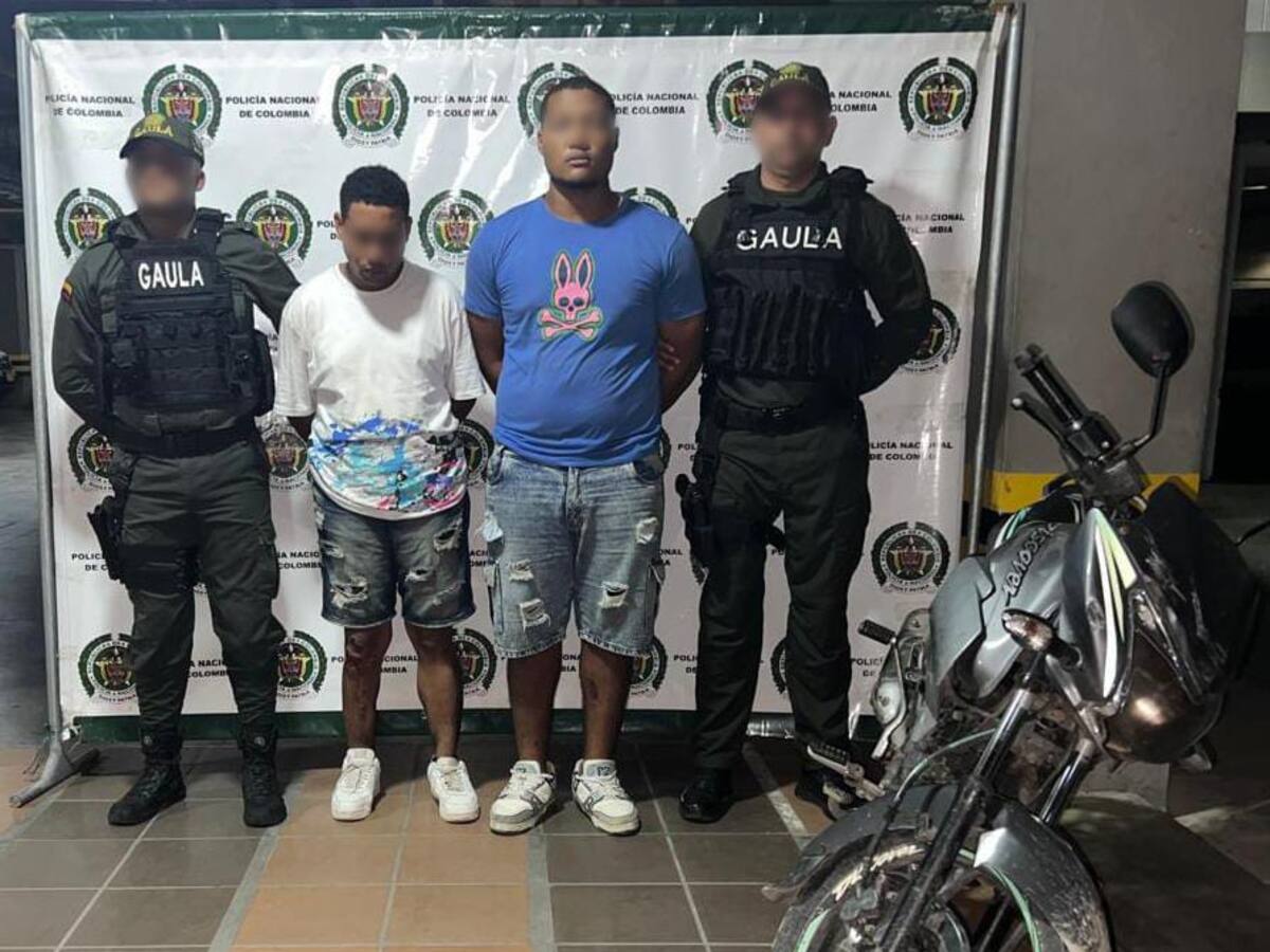 Policía capturó a dos hombres cuando recibían dinero de presunta extorsión en Cartagena